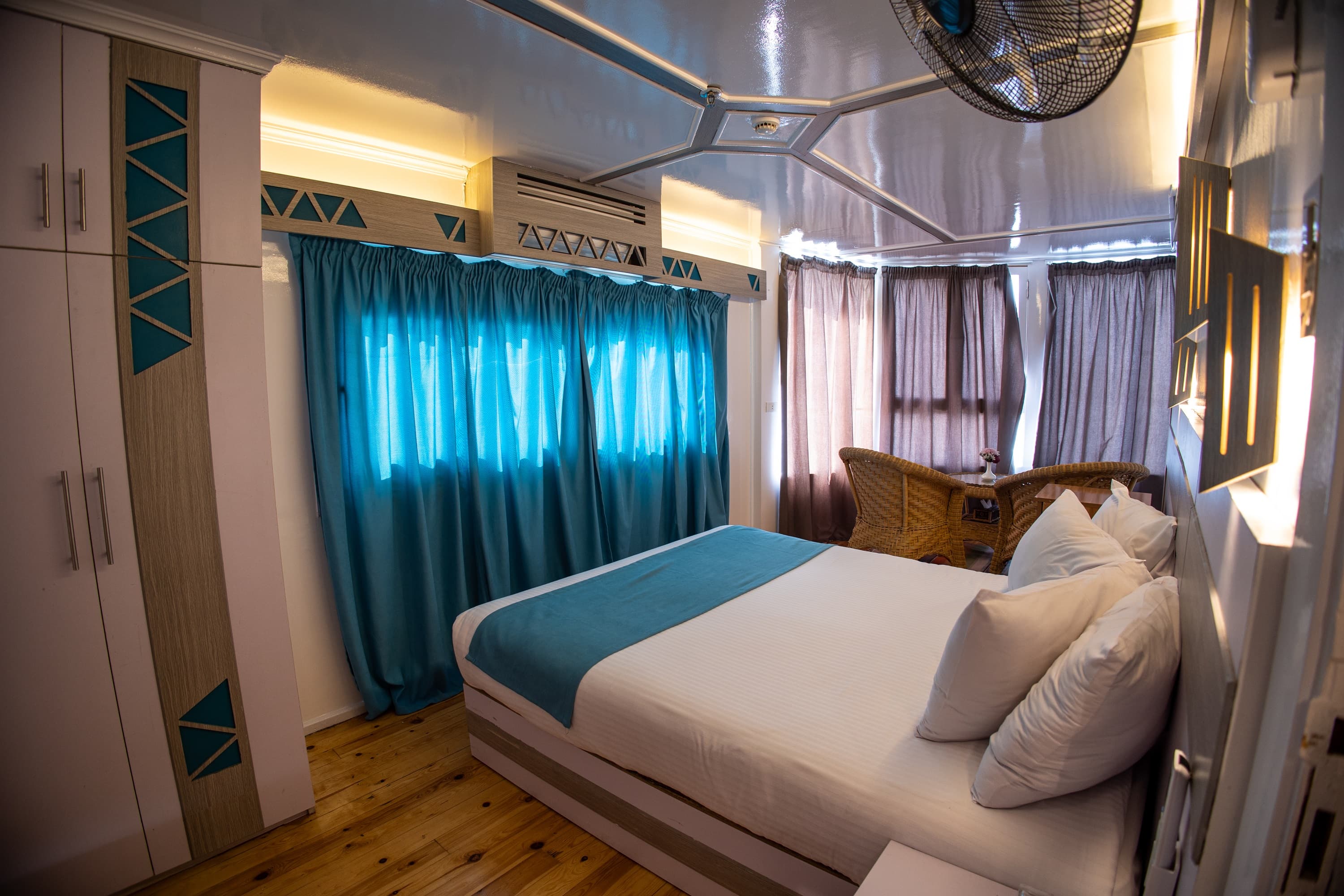 Royal Cleopatra — interior 1